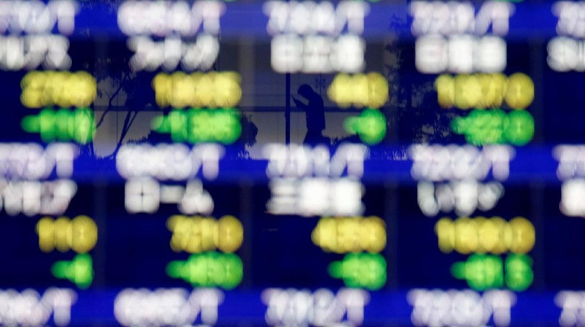 Bursa Asia Mayoritas Melemah, Ikuti Wall Street