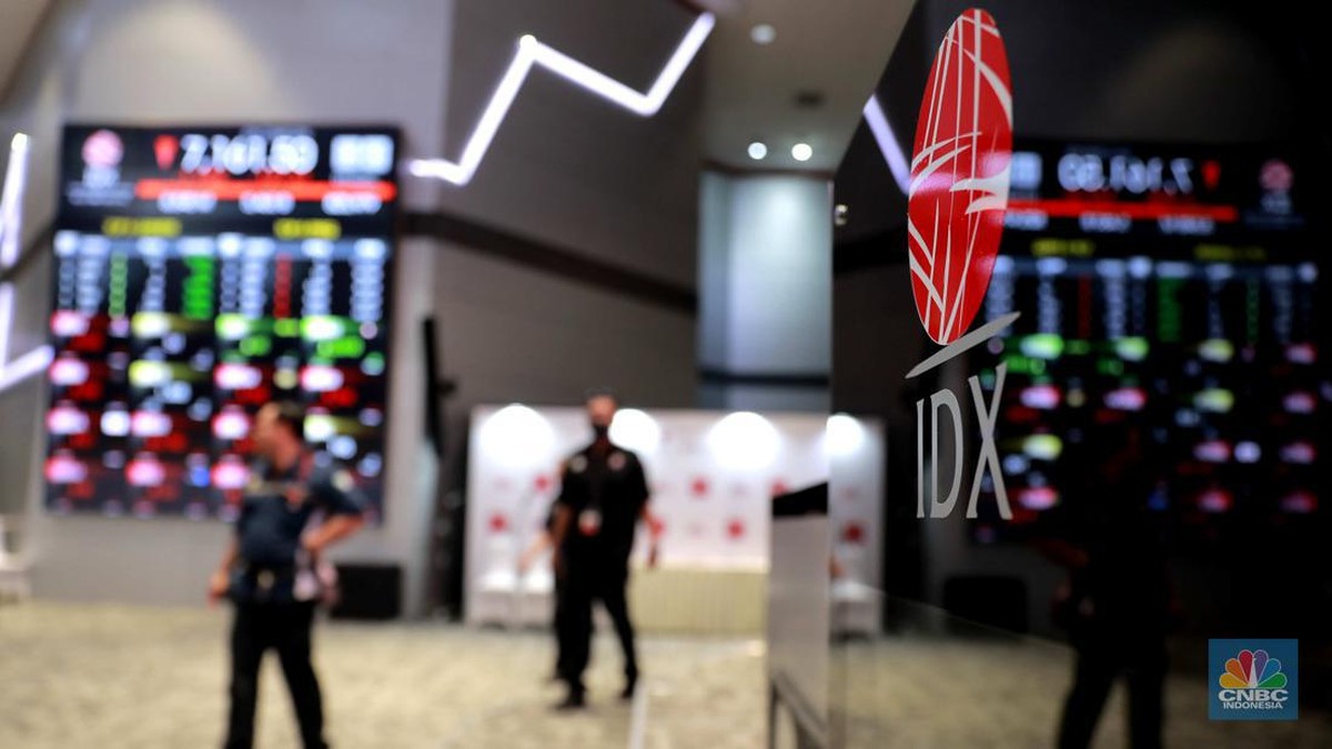 IHSG Lesu Lagi, Sesi 1 Ditutup Turun 0,81%