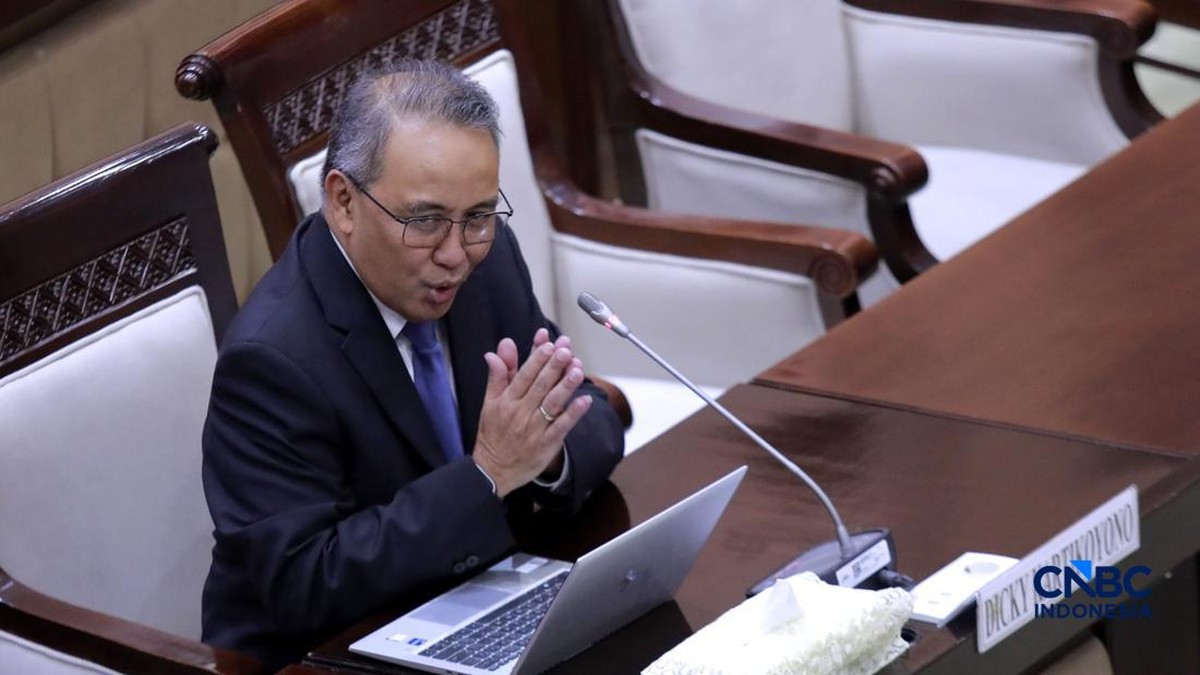 Profil Dicky Kartikoyono, Pengawas Perlindungan Konsumen OJK Baru