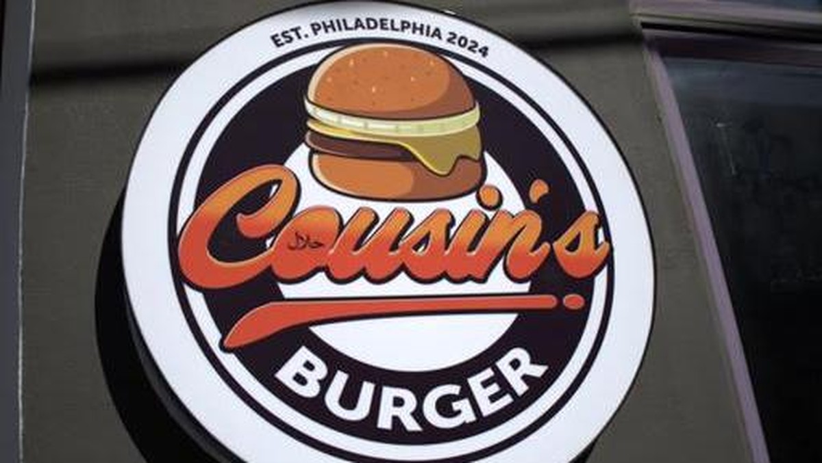 Pria Ini Jadi Raja Burger Halal dan Cuan Rp67 Miliar Setahun