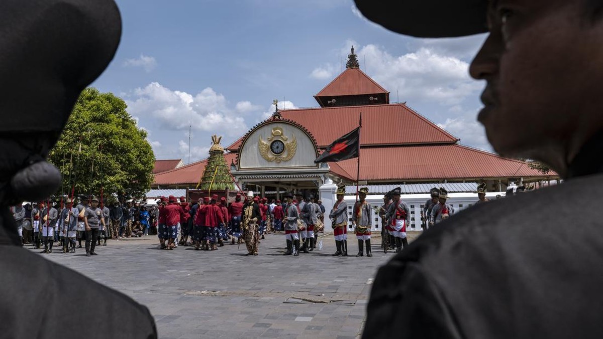 Anak Orang Penting Hidup Melarat, Ogah Jual Nama Ortu Untuk Sukses