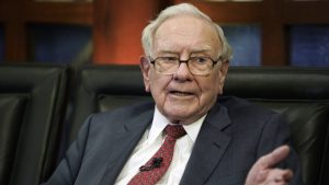 Warren Buffett Sebut Pasar Keuangan Jadi Arena Judi