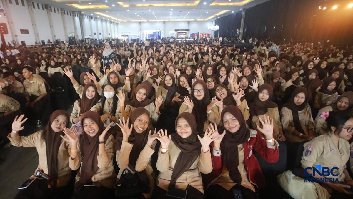 Siswa SMA Mau Belajar Ekonomi ke Purbaya-Anggito di FinFest 2026