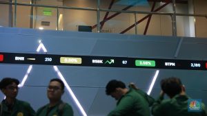 Diterjang Badai MSCI, IHSG Ambruk Nyaris 2% ke Level 6.700-an