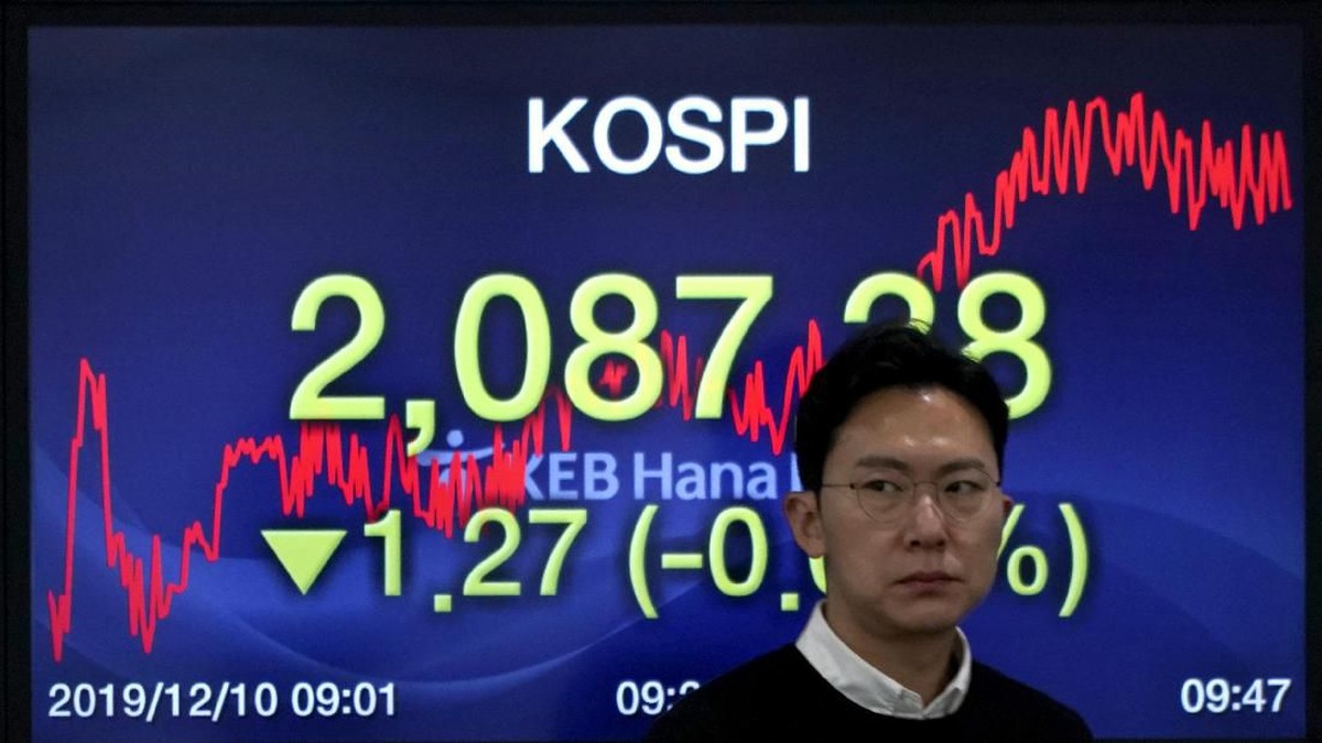 Saham Ambruk-Investor Rugi Besar, Menkeu Minta Maaf