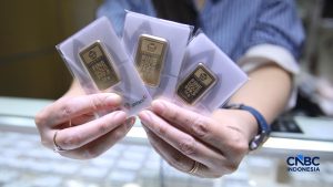 Harga Emas Bertengger di Atas US$4.000, Bagaimana Prospek Saham Antam?
