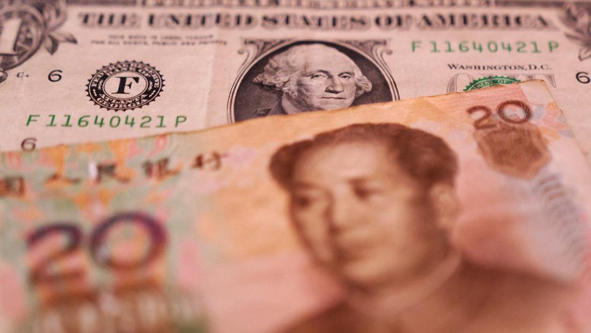 Negara Ini Mulai Buang Dolar, Resmi Jadikan Yuan Dana Cadangan Bank