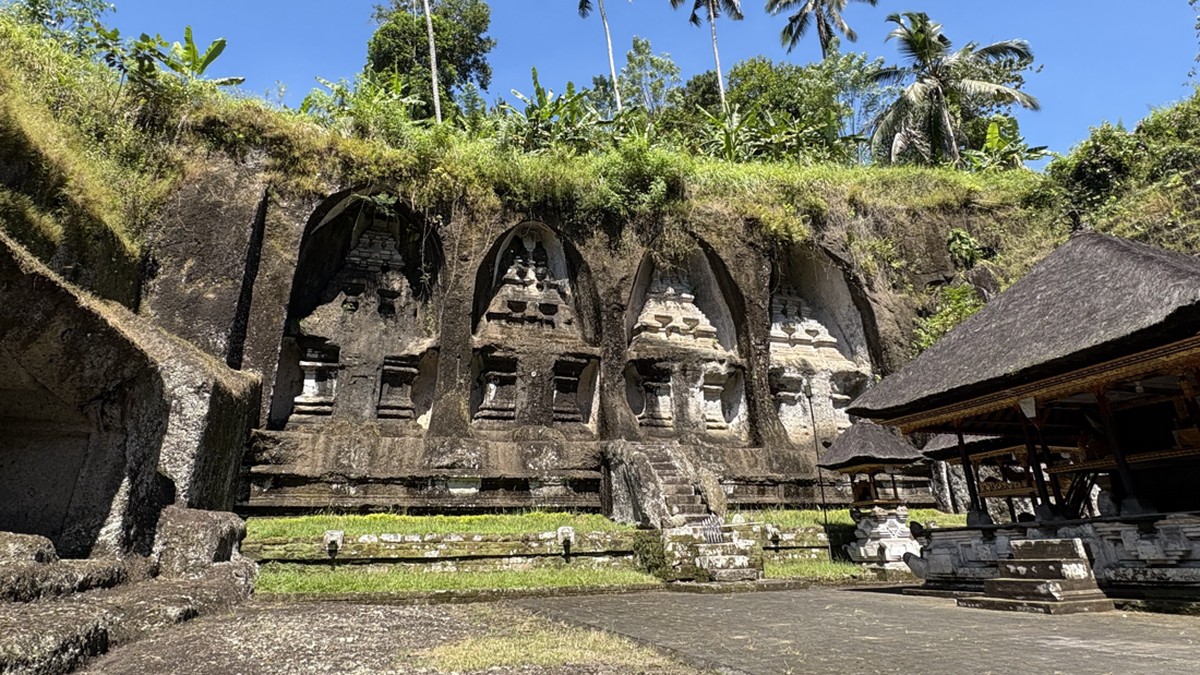 Konglomerat RI Ini Rutin Bolak-Balik Gunung Kawi, Begini Kisahnya