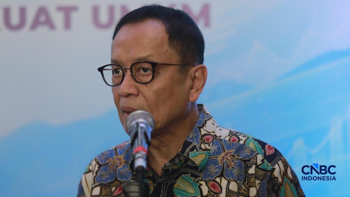 Bos OJK Ungkap Pertumbuhan Kredit Bank Lampaui DPK