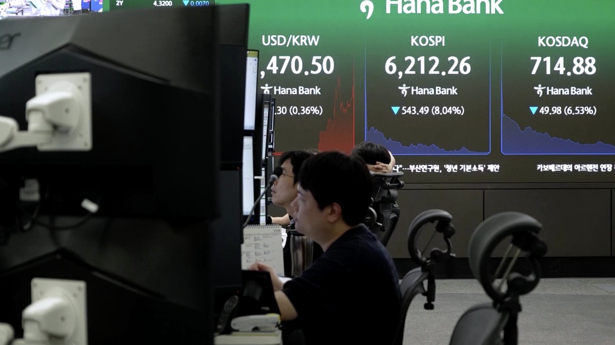 Bursa Asia Pesta Pagi Ini, Ikut Jejak Wall Street