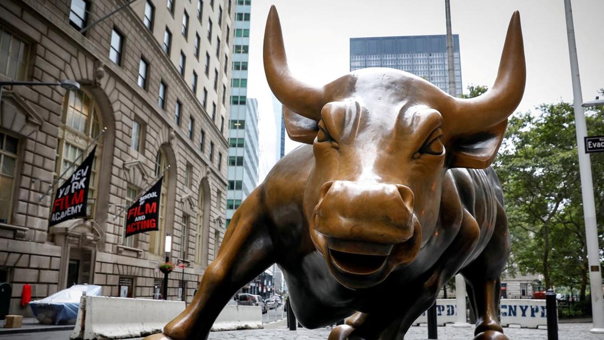Wall Street Ambruk, Jurus Menkeu AS Redam Utang Gagal Total?