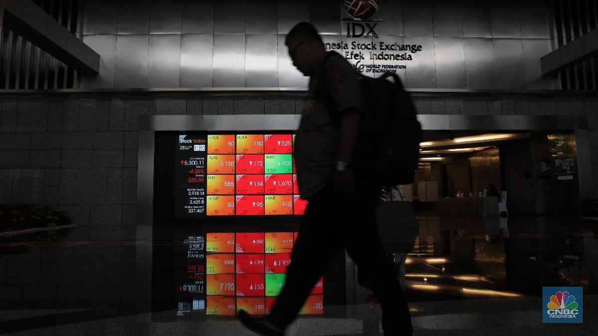 Breaking News! Tiba-Tiba IHSG Turun 1%, Ini Penyebabnya