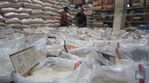 Geger Mantan Menteri Diam-Diam Jualan Beras di Glodok, Keluarga Kaget