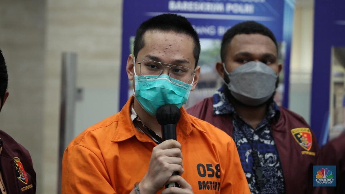Heboh Rieke ‘Oneng’ Singgung Indra Kenz Saat Rapat Soal Lapas Cibinong