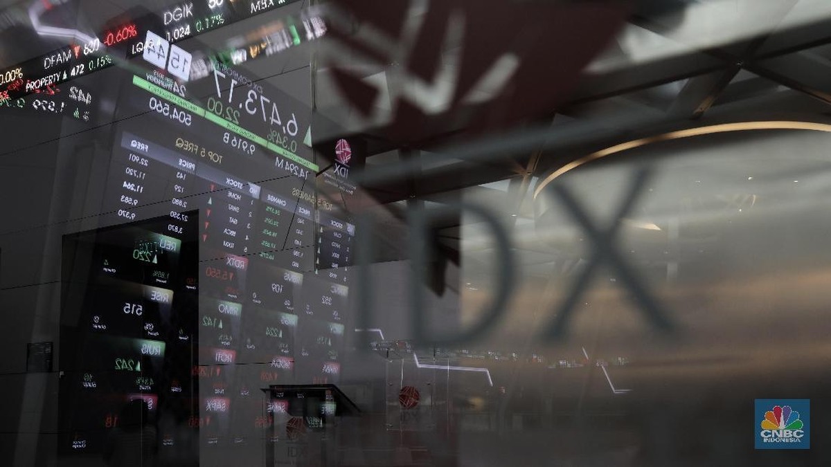 Kemarin IHSG Sempat Menguat 1% tapi Berakhir Merah, Ada Apa?