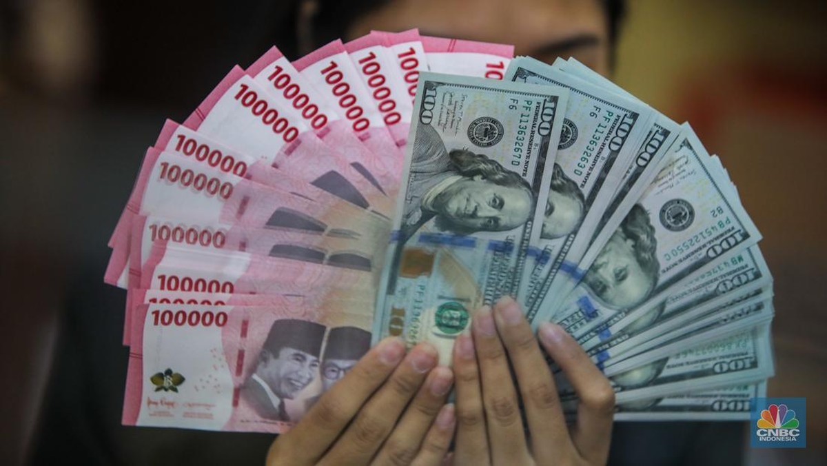 Rupiah Dibuka Stagnan Pagi Ini, Dolar AS Bertahan di Rp17.710