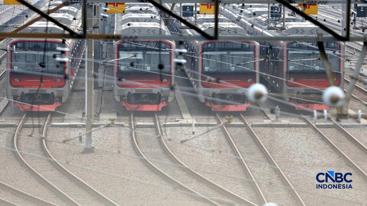 KAI Mau Impor 23 KRL Bekas Jepang, Begini Respons INKA