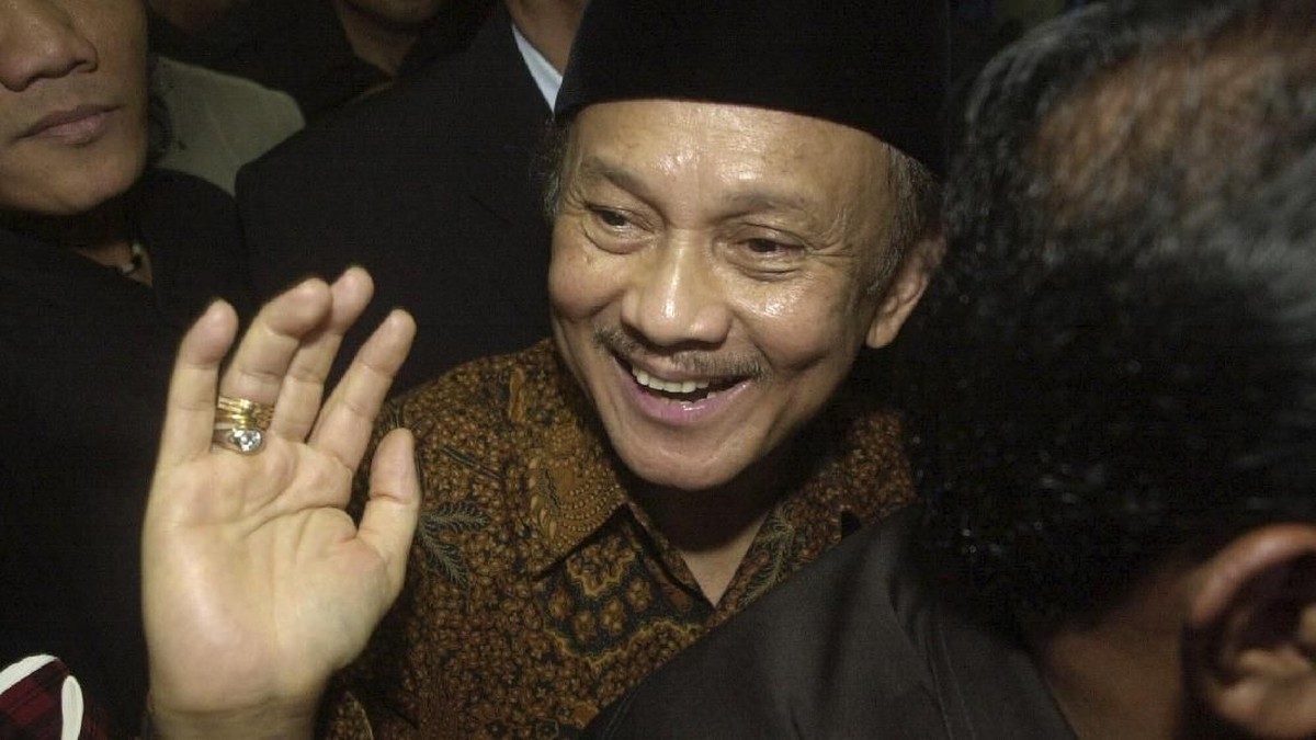 Dolar Cuma Rp6.550 di Era Presiden Habibie, Apa Rahasianya?