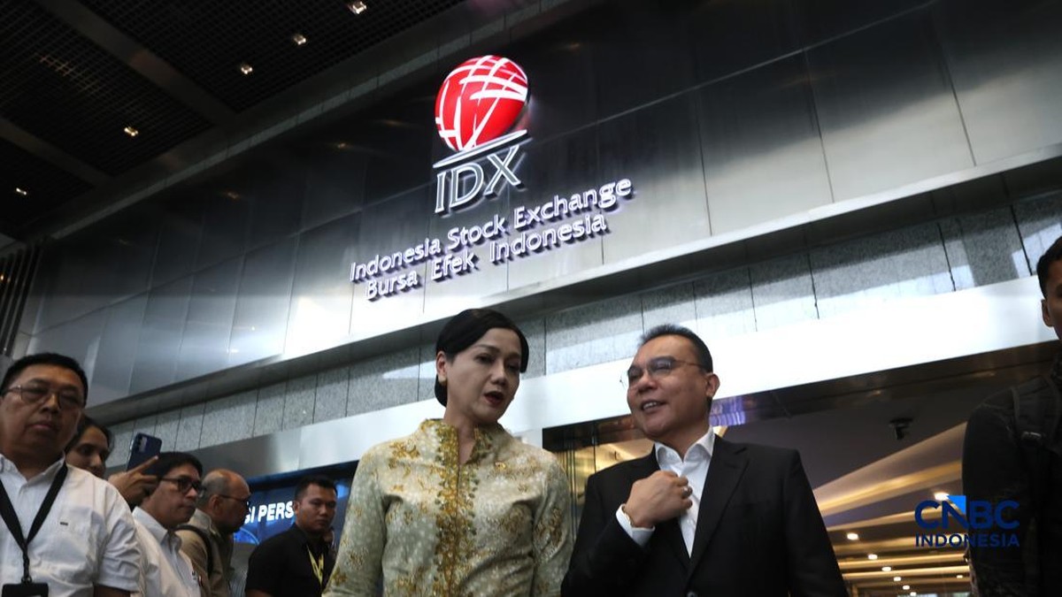 IHSG Ambruk! Kapolri, Dasco hingga Rosan Mendadak Sambangi BEI