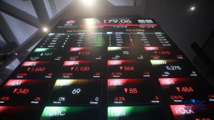 Anjlok Drastis, Bursa Awasi Ketat Saham FILM dan COIN