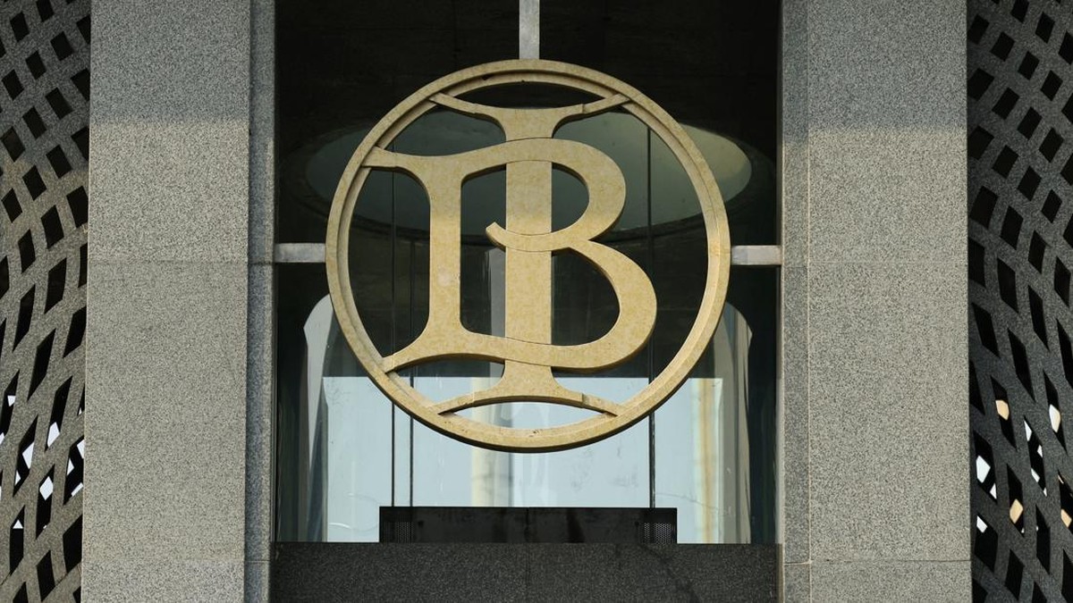 Rupiah Tertekan Dolar Lagi ke Rp18.000/US$, BI Ungkap Biang Keroknya