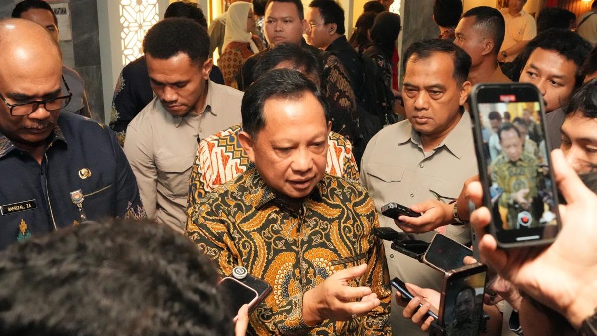 Mendagri Bilang 50 Juta Warga RI Tak Punya Rekening, Gimana Nasibnya?