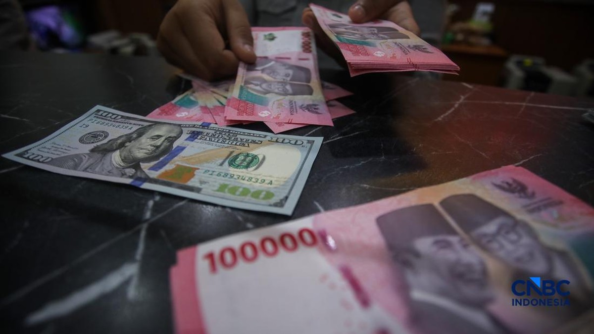 Pantas Saja Rupiah Susah Menguat, Ini Ternyata Biang Keroknya!