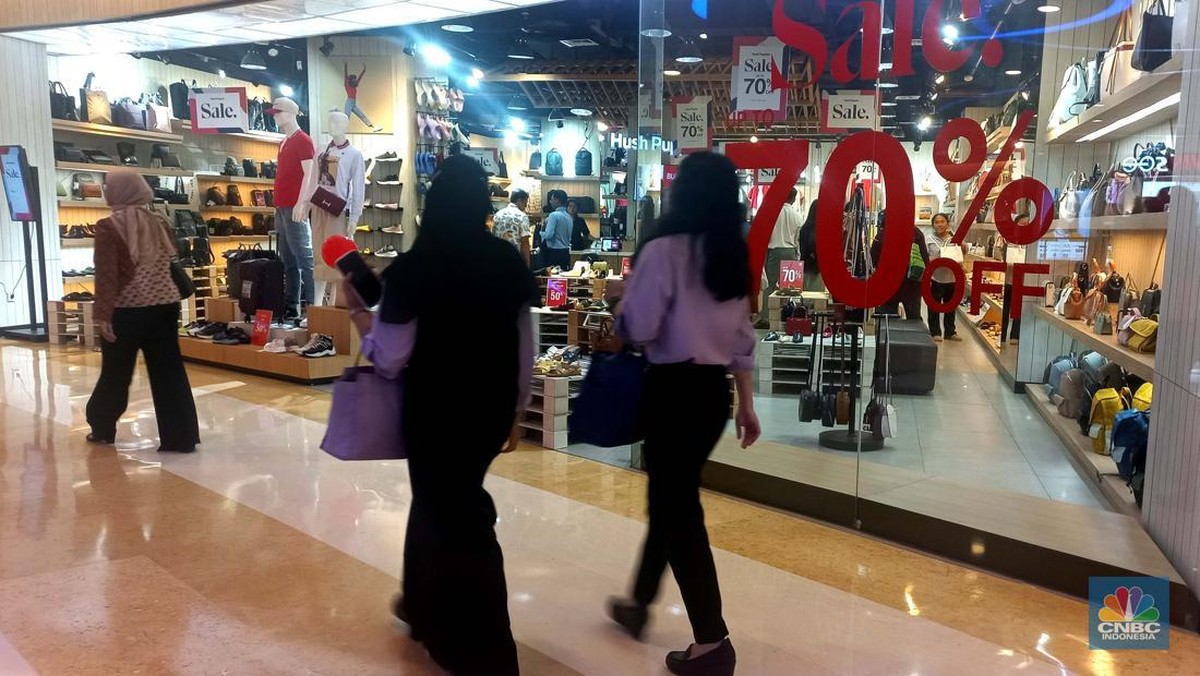RI Alami Halusinasi Daya Beli, Ekonom Ungkap Faktanya!